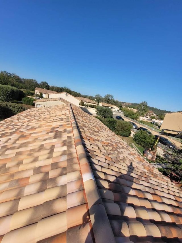 Couvreur : Rénovation, réparation et pose de couverture